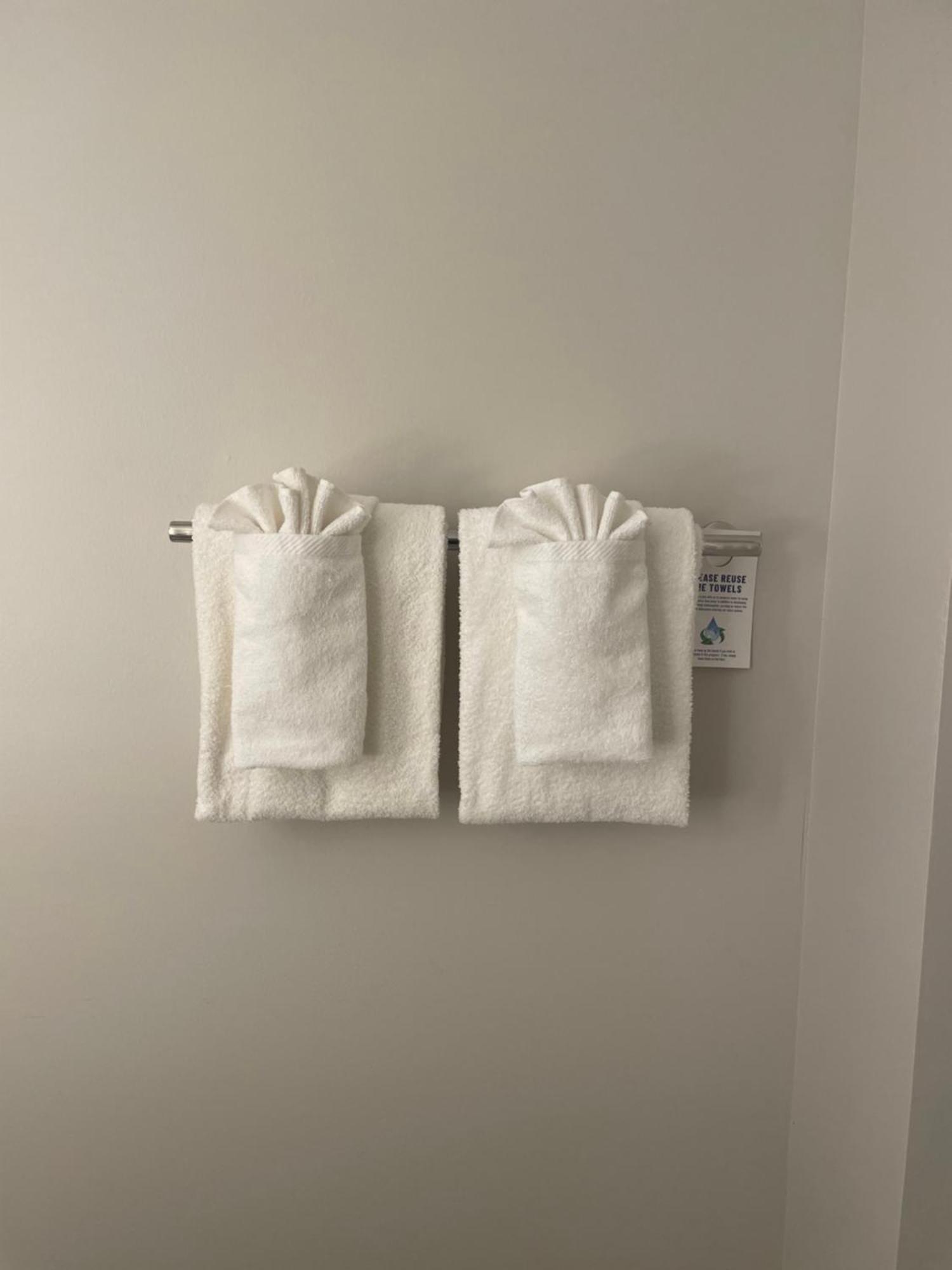 Holiday Inn Express & Suites Muskegon - Grand Haven By Ihg Eksteriør billede