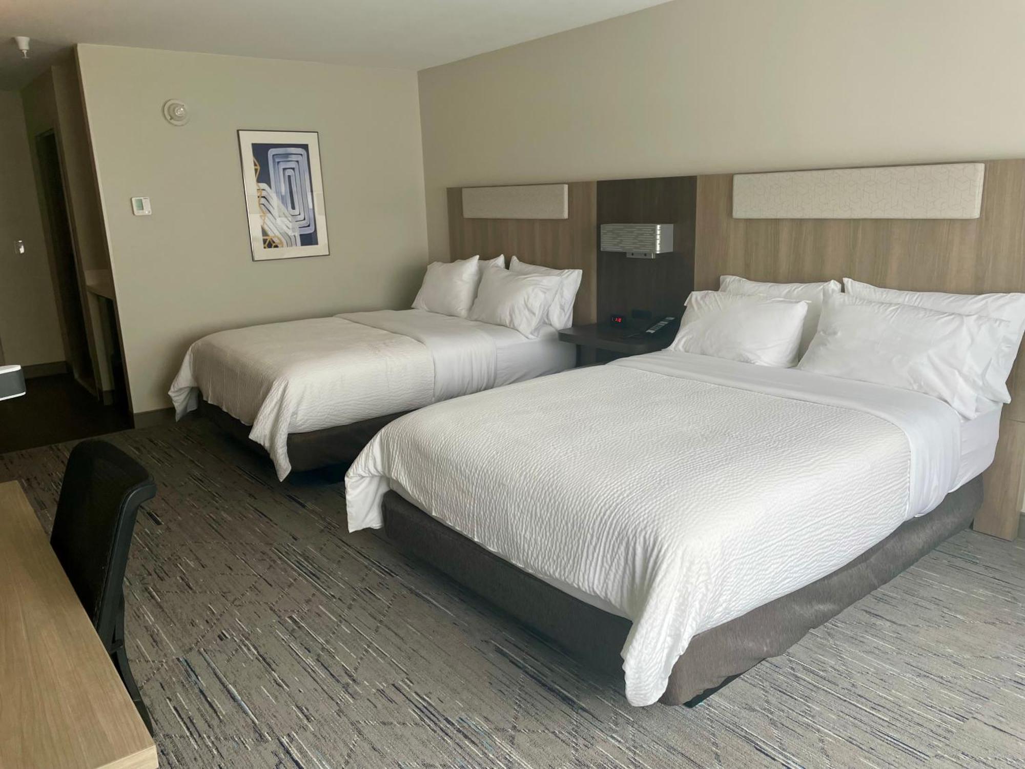 Holiday Inn Express & Suites Muskegon - Grand Haven By Ihg Eksteriør billede