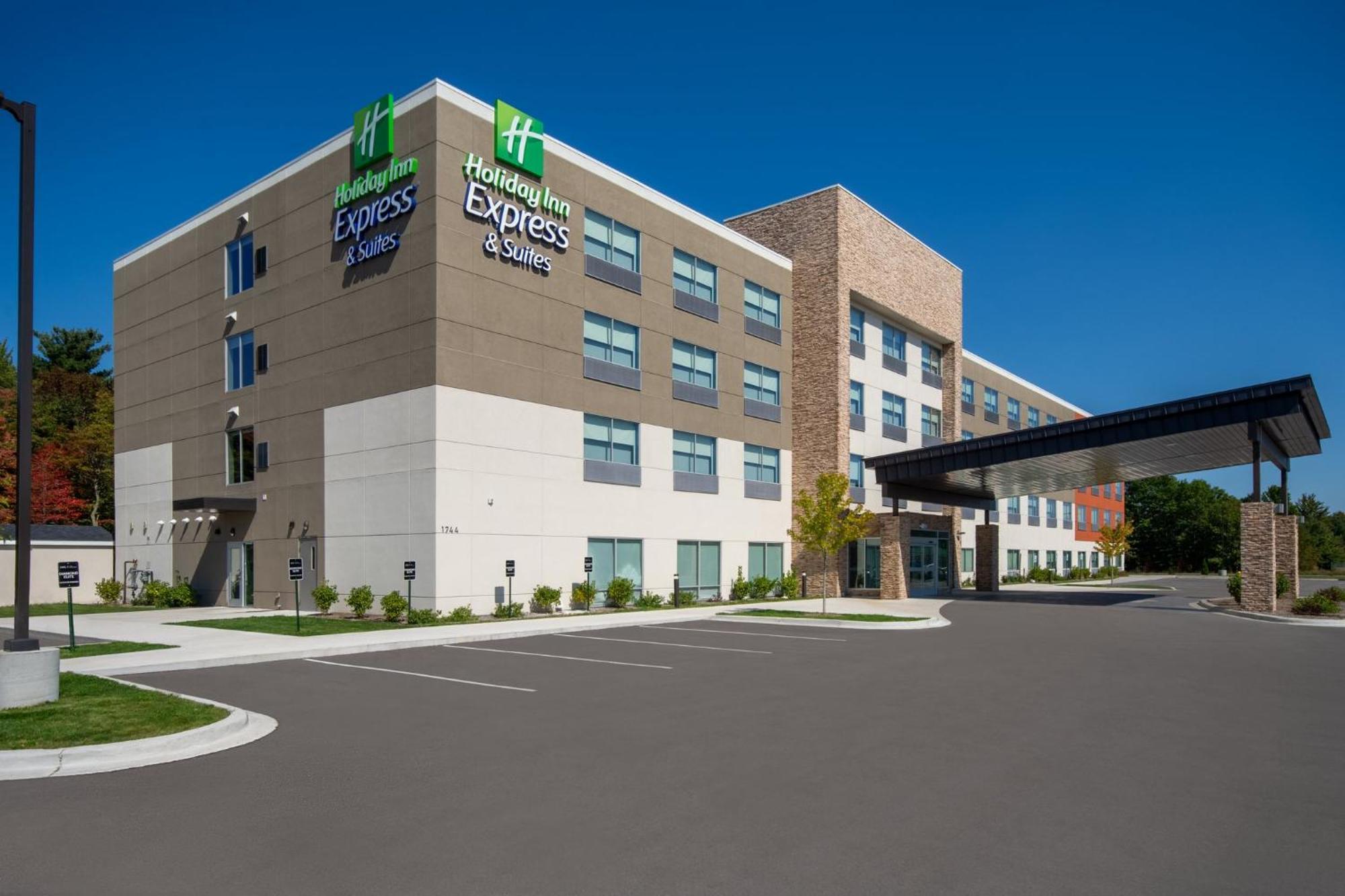 Holiday Inn Express & Suites Muskegon - Grand Haven By Ihg Eksteriør billede